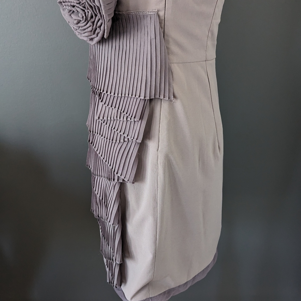 Mini - Picture 4 of 6